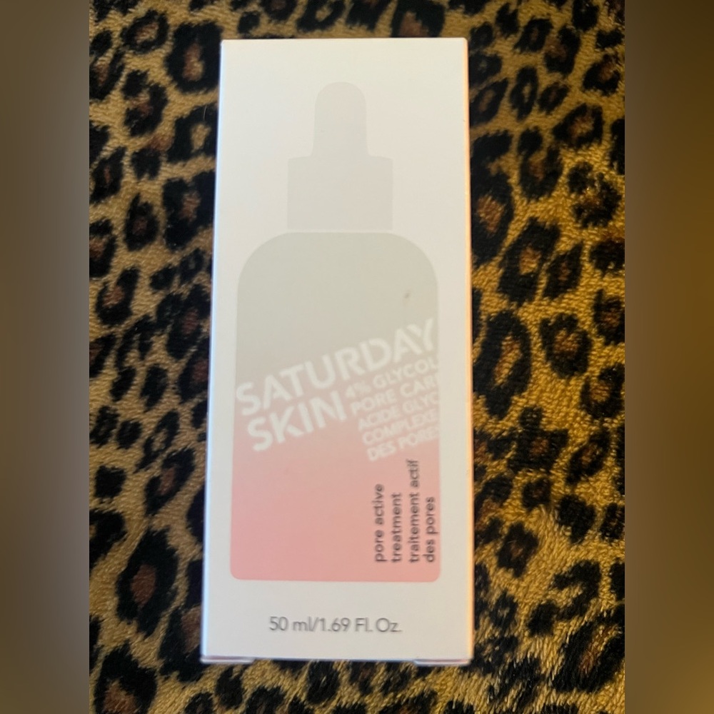 Saturday Skin Pore Clarifying Toner - Pink and White